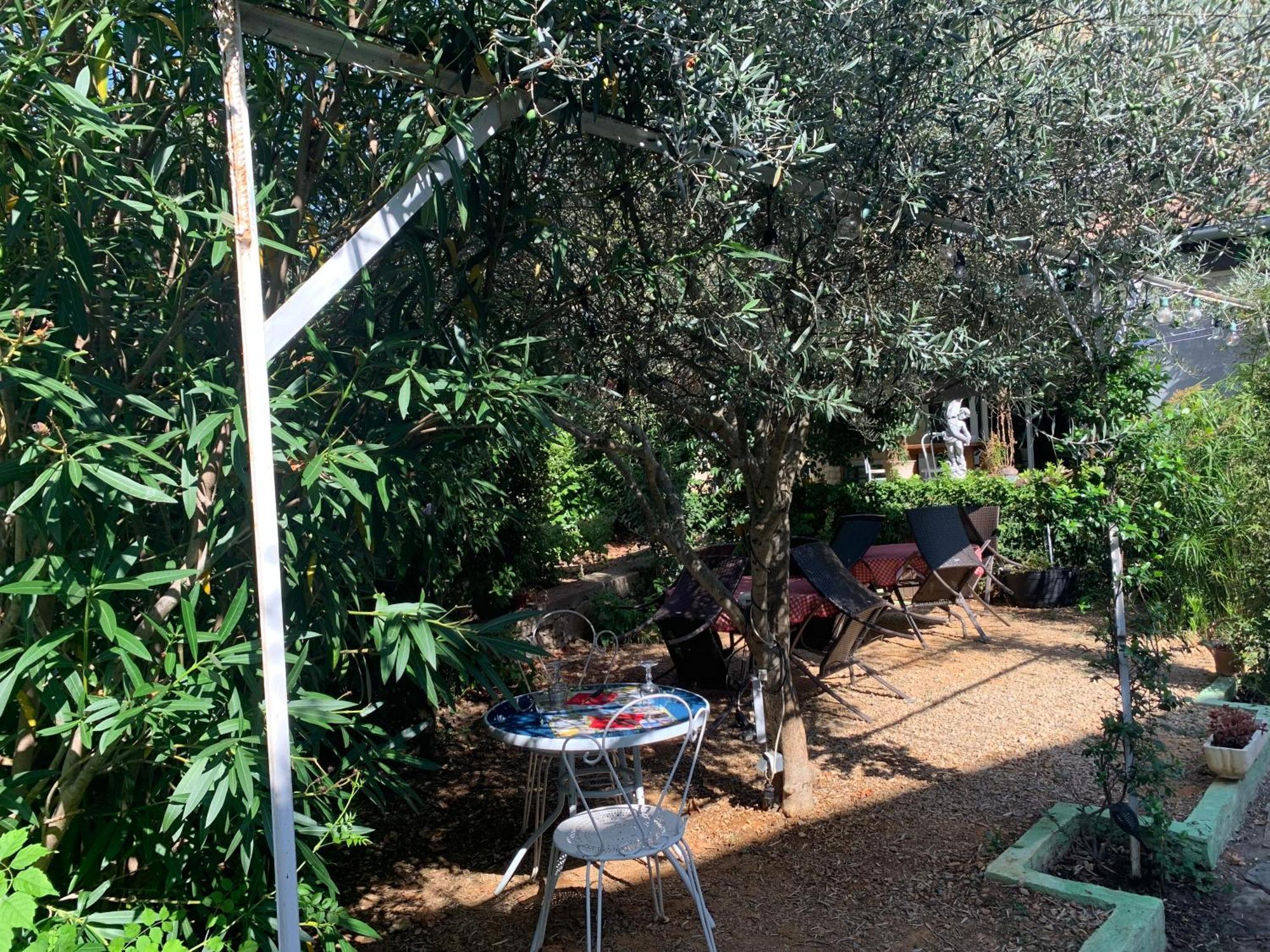 Le Jardin D Ines Hotel Esperaza Exterior photo
